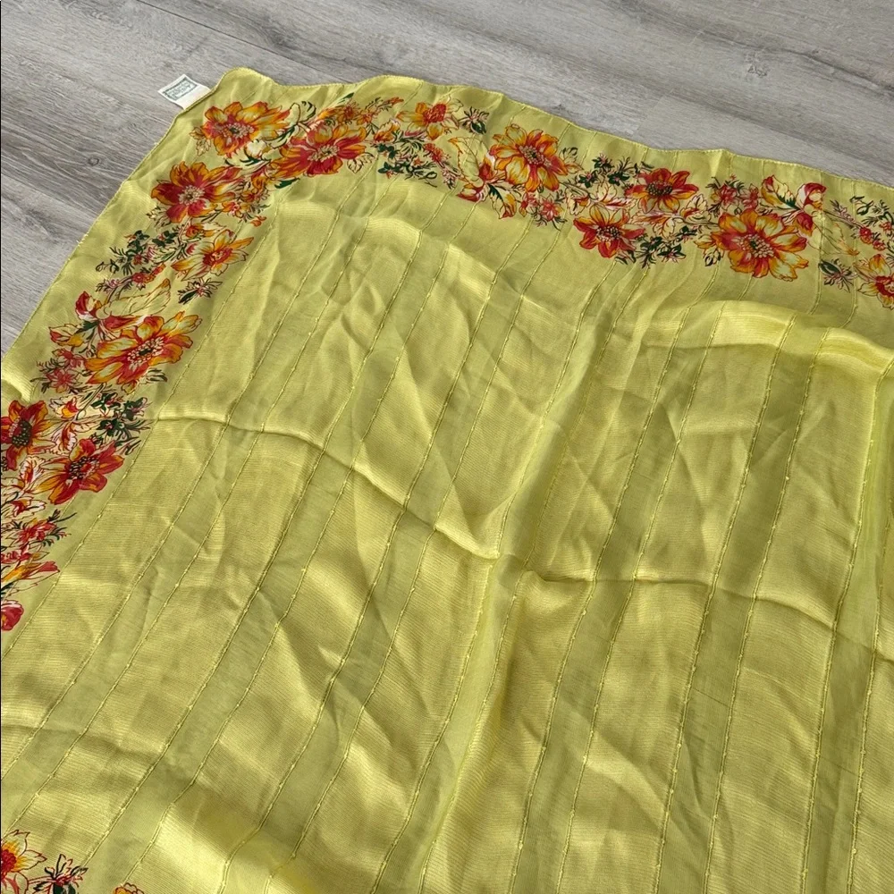 Vintage April Cornell Floral Scarf Lime Green Flower Border 40x40 Large